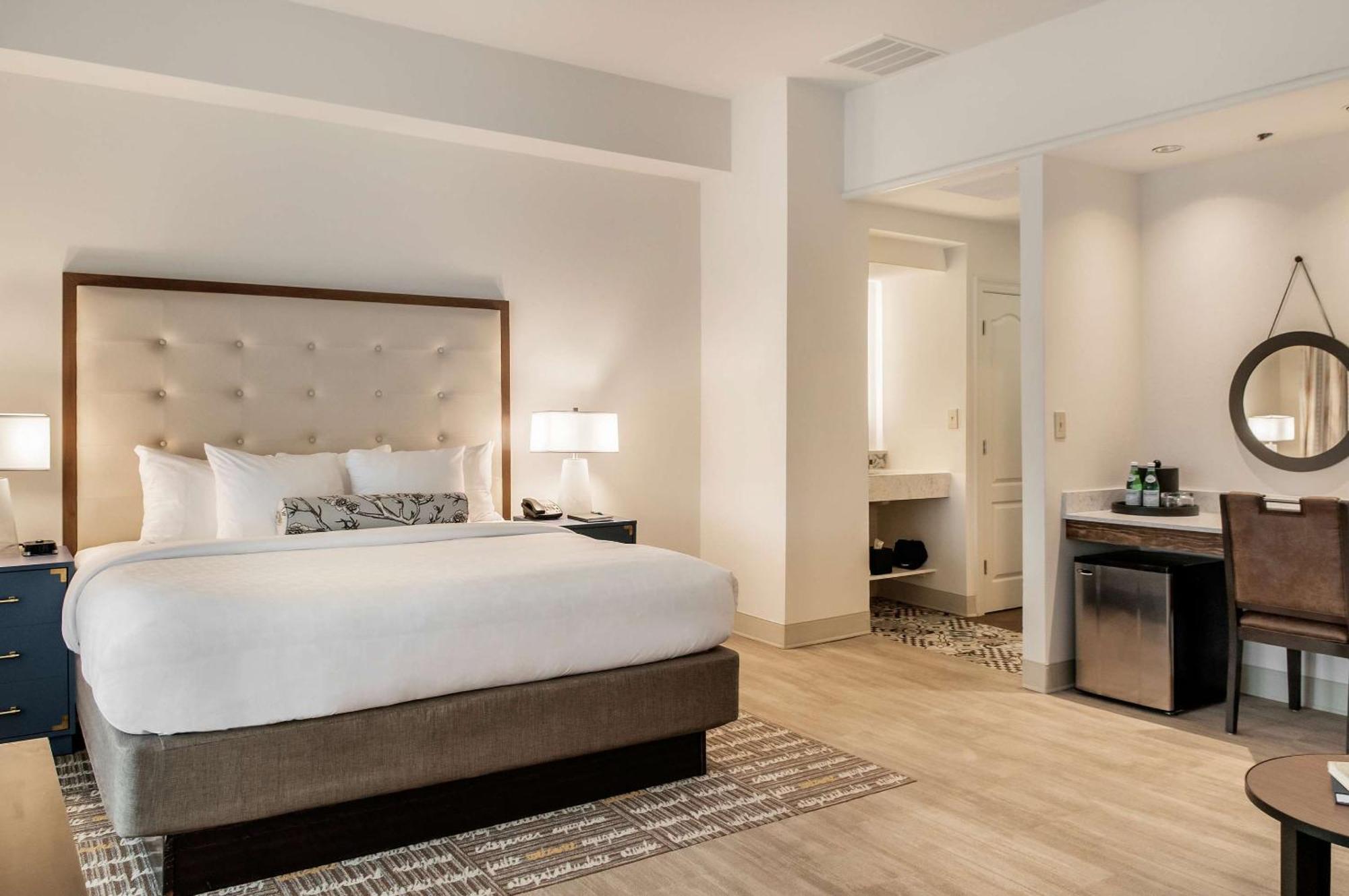 St Charles Coach House, Ascend Hotel Collection ニューオーリンズ エクステリア 写真