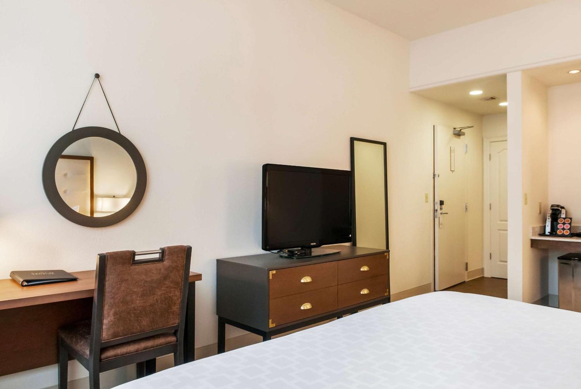 St Charles Coach House, Ascend Hotel Collection ニューオーリンズ エクステリア 写真