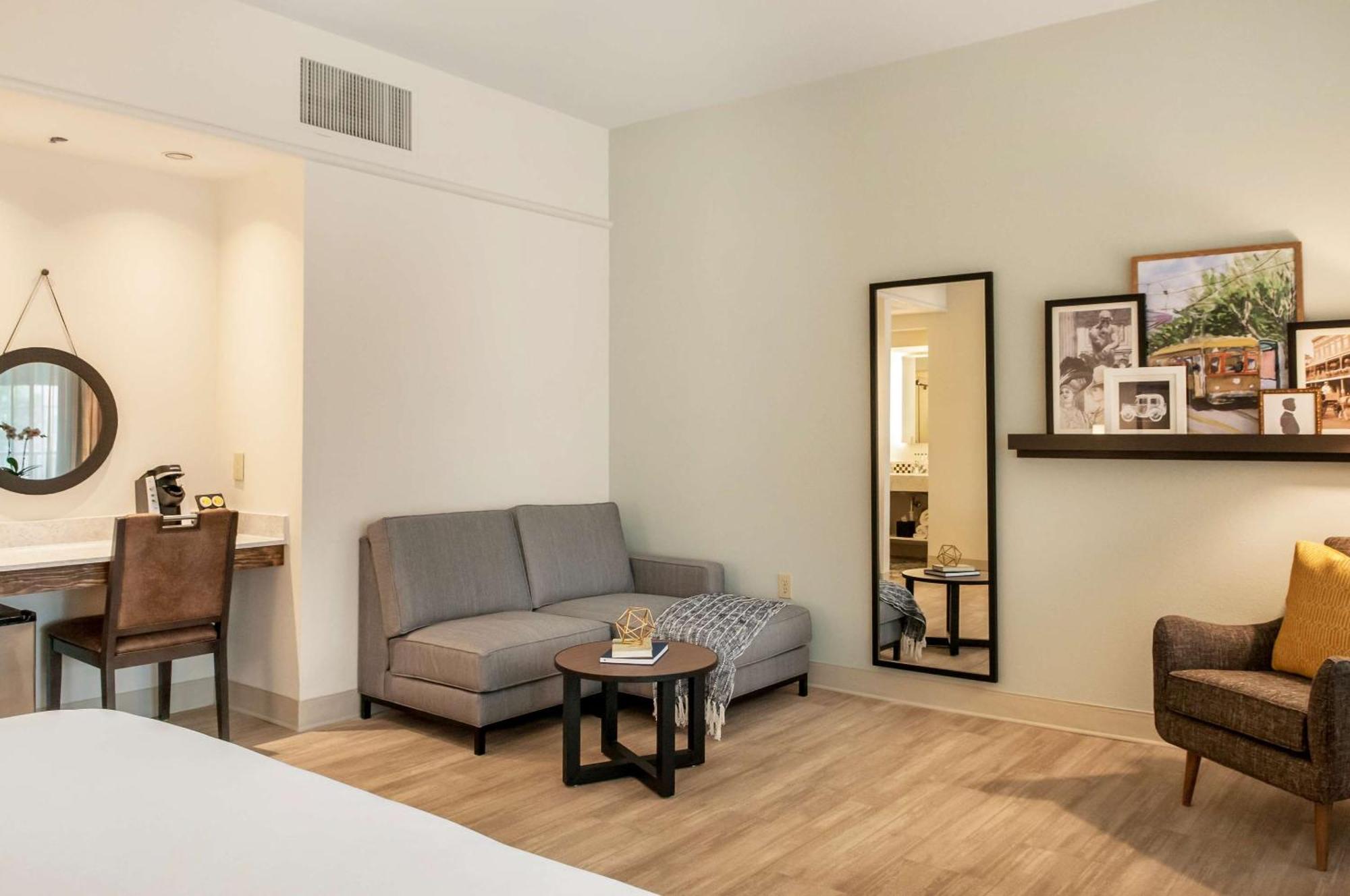 St Charles Coach House, Ascend Hotel Collection ニューオーリンズ エクステリア 写真
