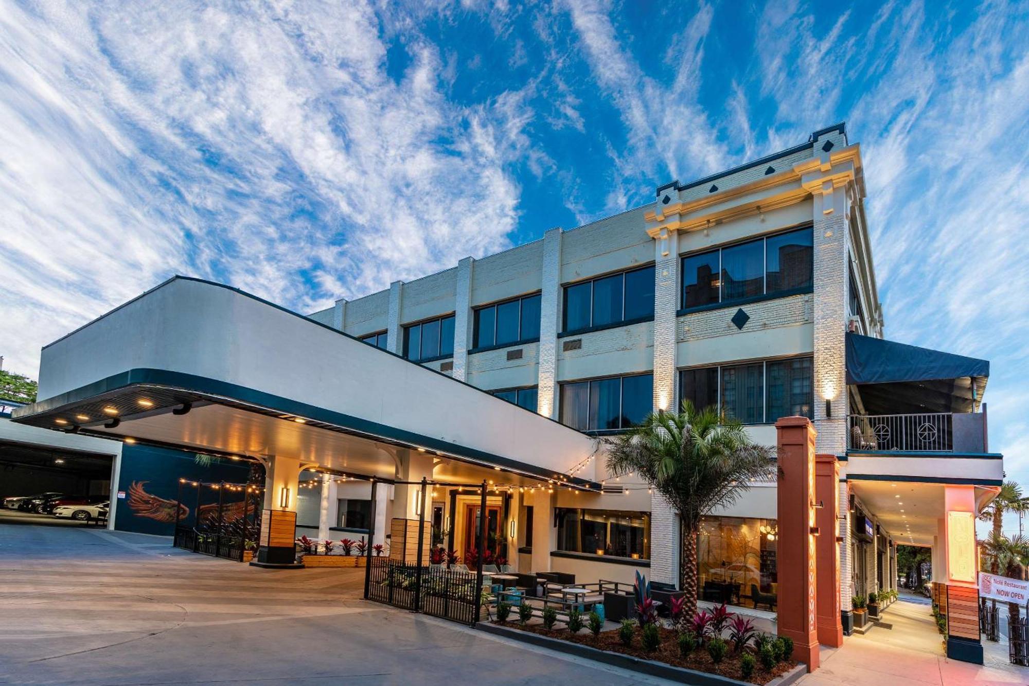 St Charles Coach House, Ascend Hotel Collection ニューオーリンズ エクステリア 写真